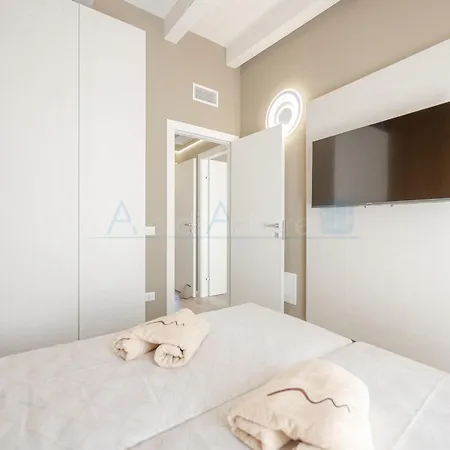 Wave Island Gold G8 Apartment