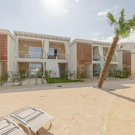 Apartment Wave Island Gold G8 *